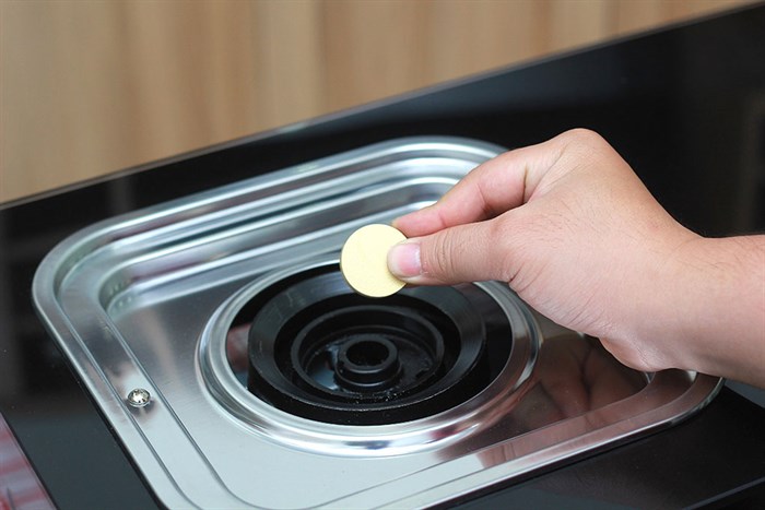 Bếp ga đôi Electrolux ETG728GKR Màu Đen