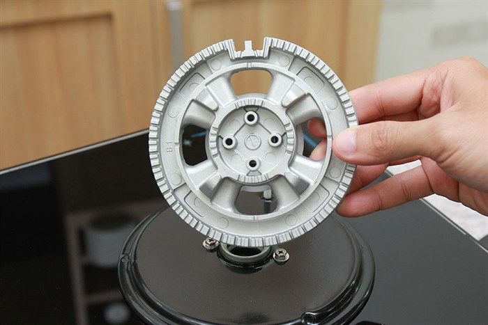 Bếp gas âm Rinnai RVB-212BG (SL) Màu Đen