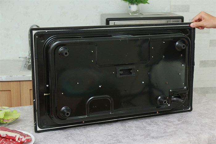 Bếp gas âm Rinnai RVB-212BG (SL) Màu Đen