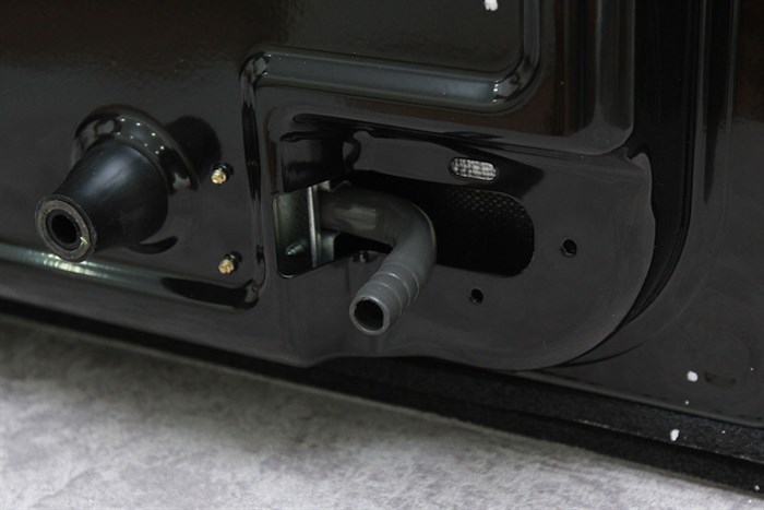 Bếp gas âm Rinnai RVB-212BG (SL) Màu Đen