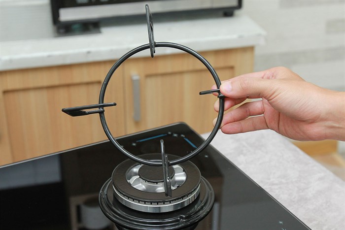 Bếp gas âm Rinnai RVB-212BG (SL) Màu Đen