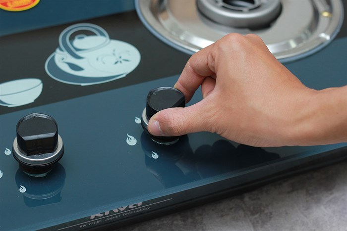 Bếp ga âm Kiwa KW-777JP Màu Xanh lá