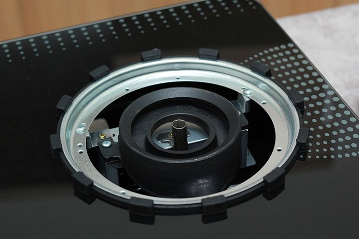 Bếp gas Rinnai RV-715 Slim(GL-D) Màu Đen