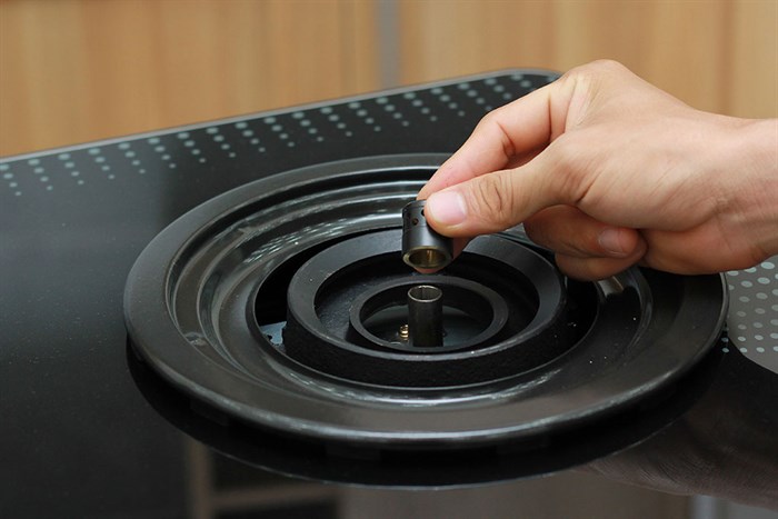 Bếp gas Rinnai RV-715 Slim(GL-D) Màu Đen