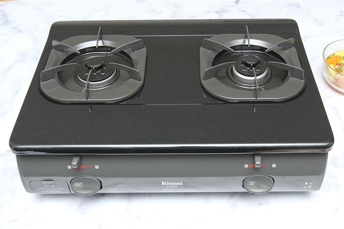 Bếp gas Rinnai RJ-8600(BK) Màu Đen