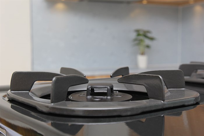 Bếp gas Rinnai RJ-8600(BK) Màu Đen