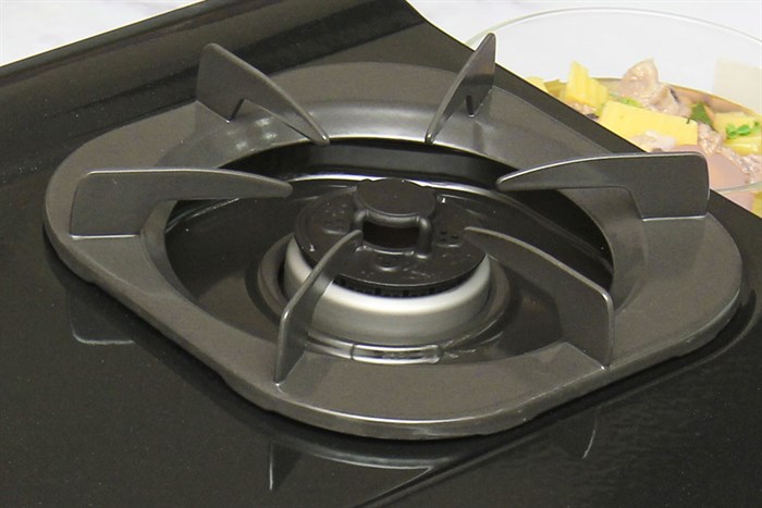 Bếp gas Rinnai RJ-8600(BK) Màu Đen