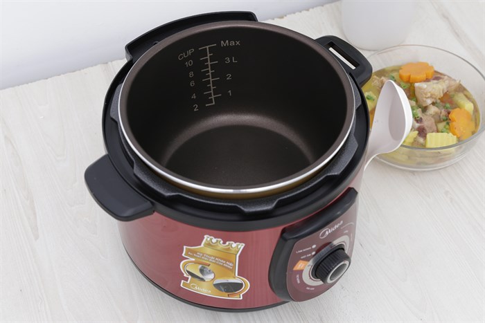 Nồi áp suất điện Midea MY-CH501A 5 lít Màu Đỏ