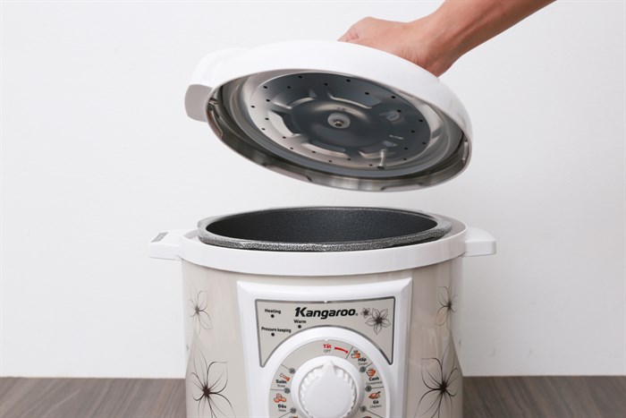 Nồi áp suất điện Kangaroo KG286 6 lít Màu Trắng - Kem