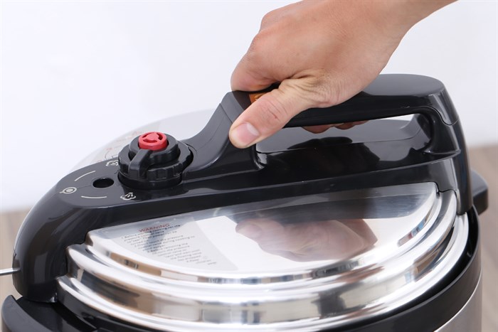 Nồi áp suất điện Philips HD2103/66 5 lít Màu Xám