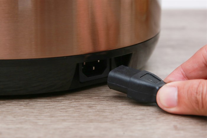 Nồi áp suất điện BlueStone PCB-5753 5 lít Màu Vàng đồng