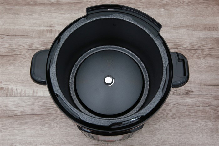 Nồi áp suất điện BlueStone PCB-5753 5 lít Màu Vàng đồng