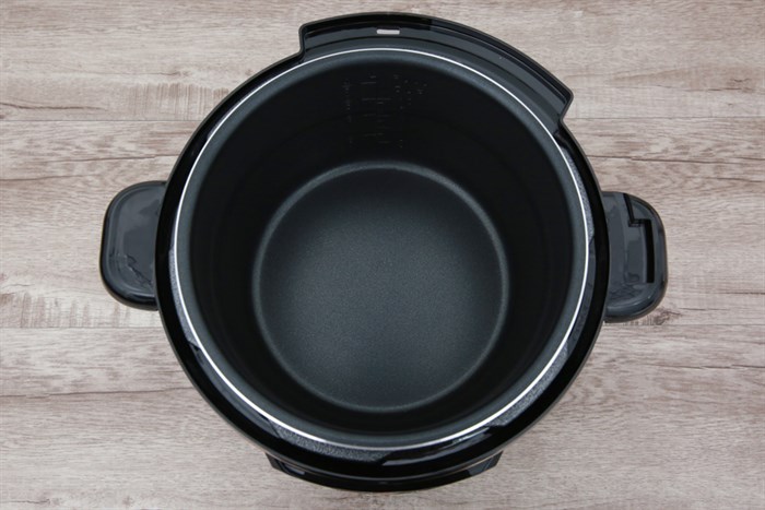 Nồi áp suất điện BlueStone PCB-5753 5 lít Màu Vàng đồng