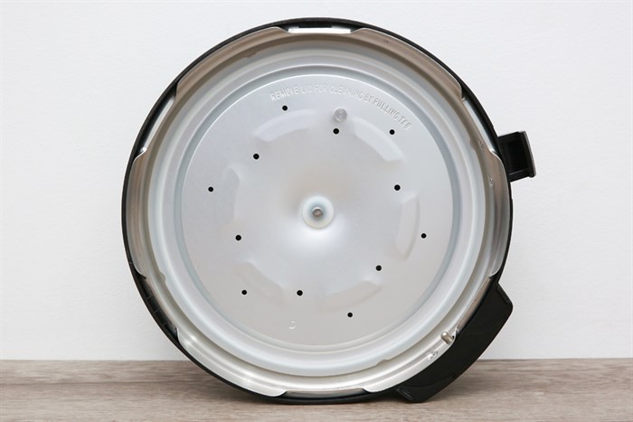 Nồi áp suất điện BlueStone PCB-5753 5 lít Màu Vàng đồng