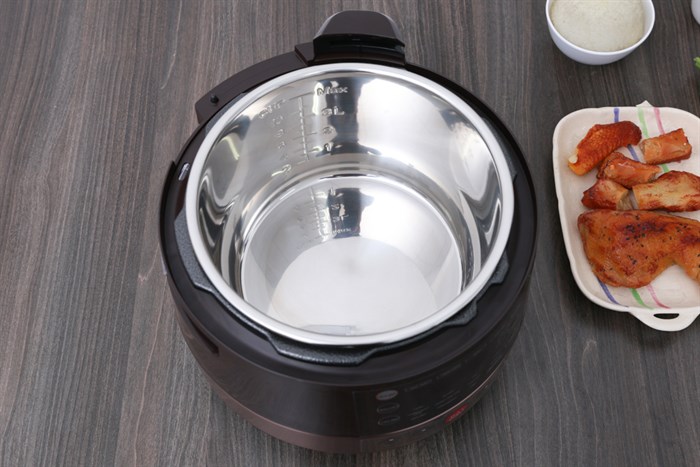 Nồi áp suất điện Midea MY-CS5039 5 lít Màu Nâu