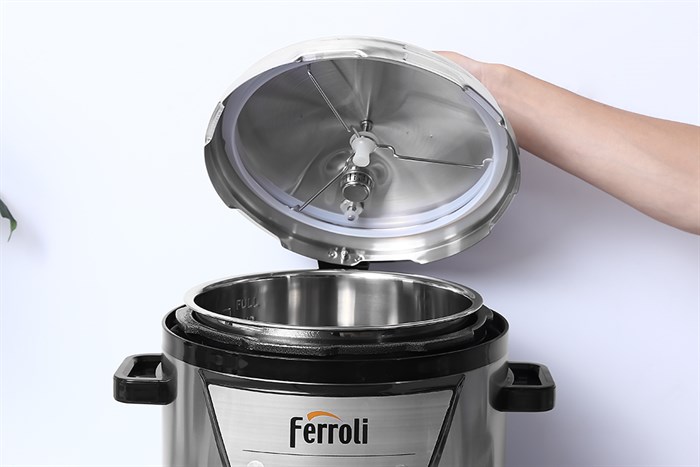 Nồi áp suất điện Ferroli FPC900-D 5 lít Màu Bạc Inox