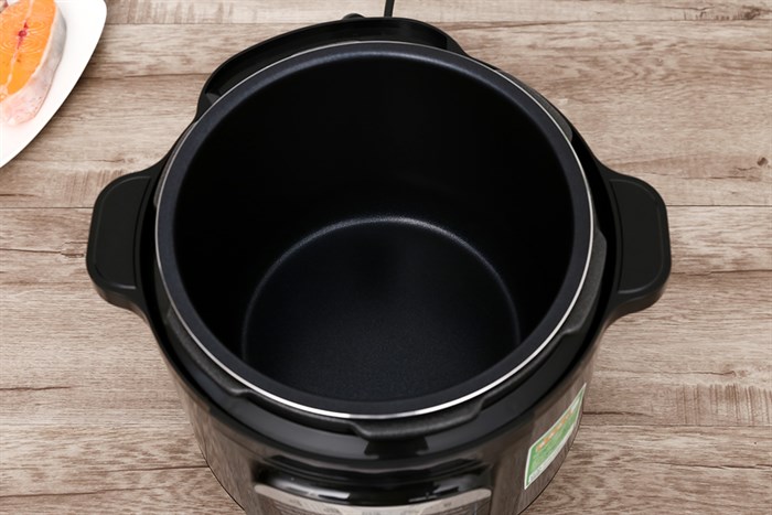 Nồi áp suất điện Tefal CY601868 6 lít Màu Đen