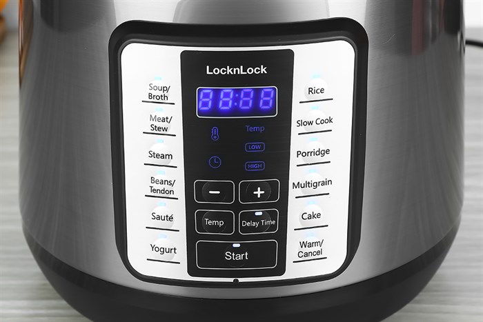 Nồi áp suất điện Lock&Lock EJP666SLV 6 lít Màu Đen - Bạc