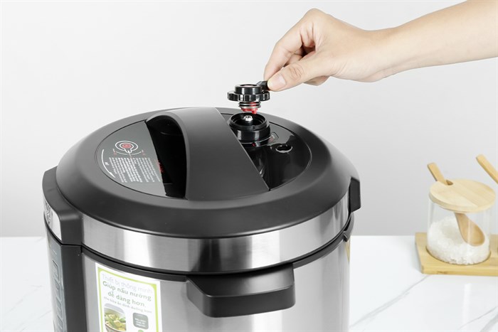 Nồi áp suất điện Philips HD2237/66 6 lít Màu Bạc