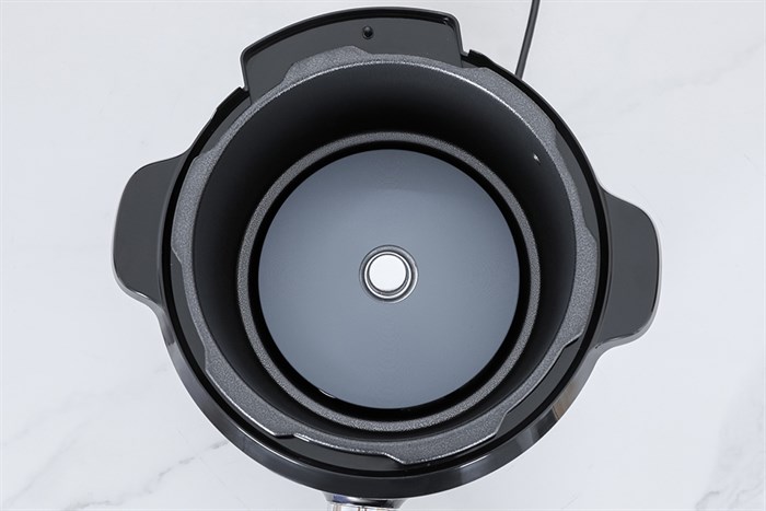 Nồi áp suất điện BlueStone PCB-5648 5 lít Màu Vàng đồng