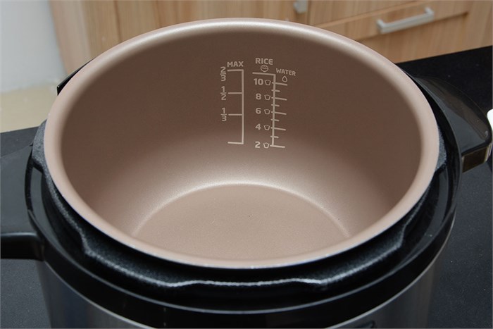 Nồi áp suất điện tử Philips HD2103 5.0 lít Màu Bạc