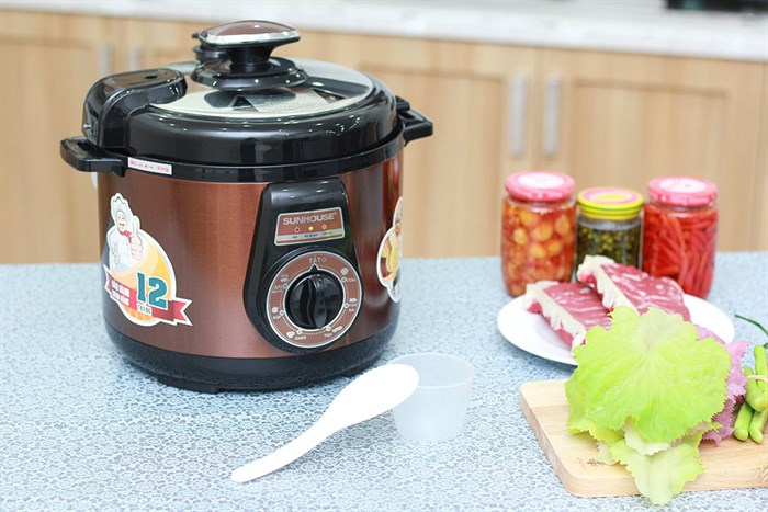Nồi áp suất điện Sunhouse SHD-1552 5 lít Màu Nâu