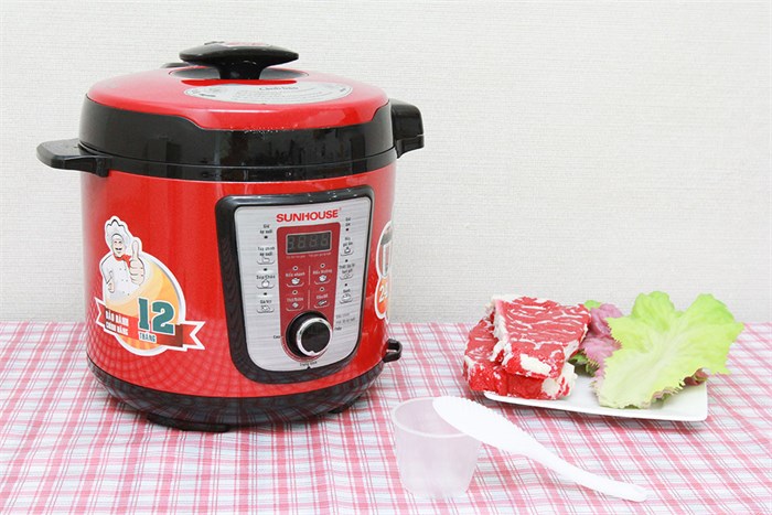 Nồi áp suất điện Sunhouse SHD 1767 6 lít Màu Đỏ
