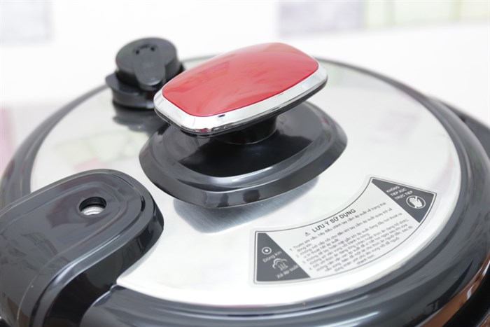 Nồi áp suất điện Sunhouse SHD-1562 6.0 lít Màu Đỏ