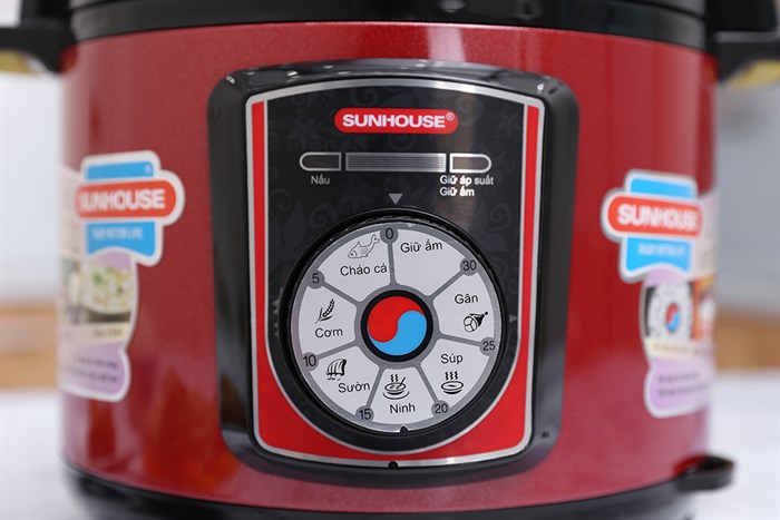Nồi áp suất điện Sunhouse SHD1755 5 lít Màu Đỏ