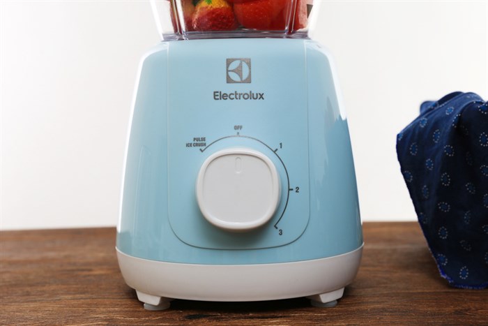 Máy xay sinh tố đa năng Electrolux EBR3416 Màu Xanh ngọc