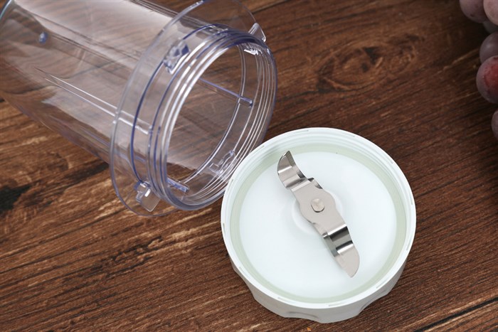 Máy xay sinh tố đa năng Electrolux EBR3416 Màu Xanh ngọc