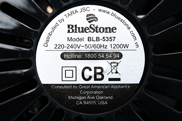 Máy xay sinh tố Bluestone BLB5357 Màu Đen