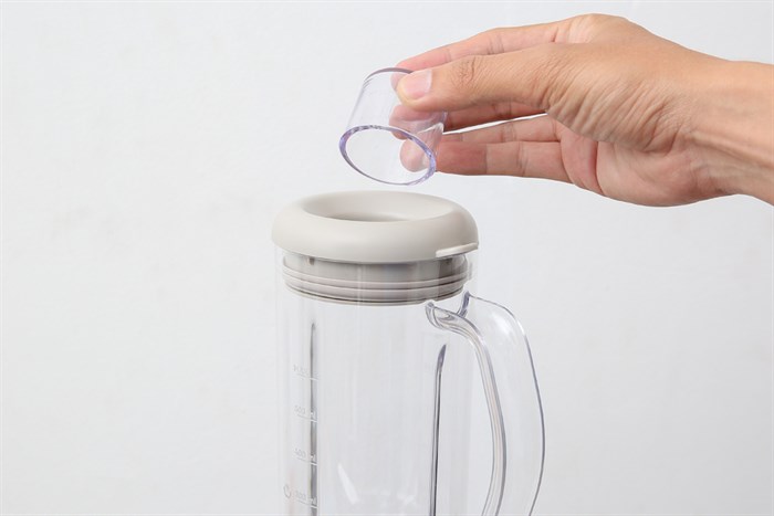 Máy xay sinh tố đa năng Electrolux E7CB1-86SM Màu Nâu nhạt