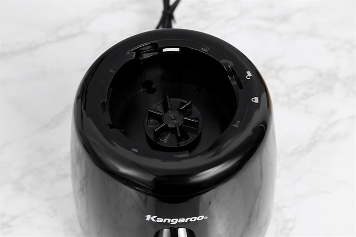 Máy xay sinh tố đa năng Kangaroo KG2B9 Màu Đen