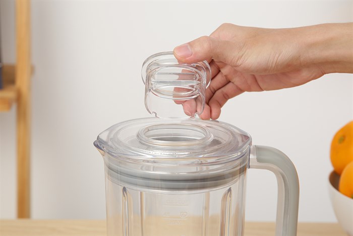 Máy xay sinh tố Smeg BLF01CREU (535.43.635) Màu Kem