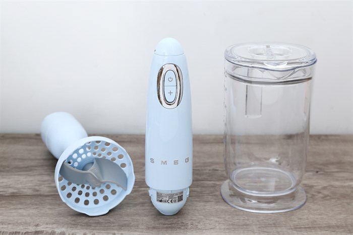 Máy xay cầm tay Smeg HBF02PBEU (535.43.610) Màu Xanh Dương