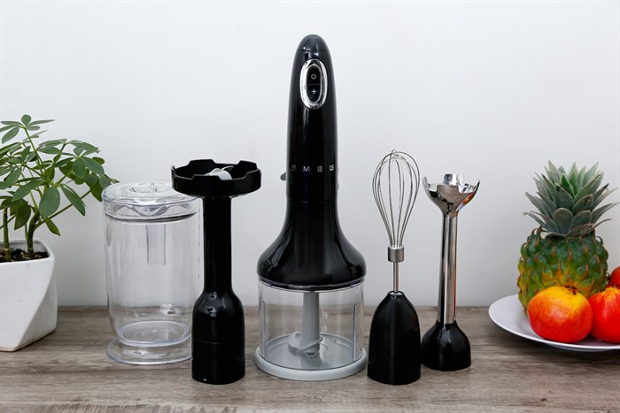 Máy xay cầm tay Smeg HBF02BLEU (535.43.611) Màu Đen