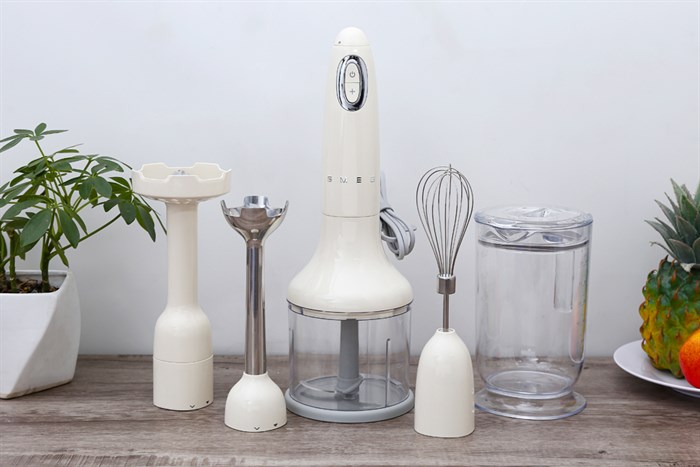Máy xay cầm tay Smeg HBF02CREU (535.43.615) Màu Kem
