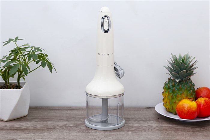 Máy xay cầm tay Smeg HBF02CREU (535.43.615) Màu Kem