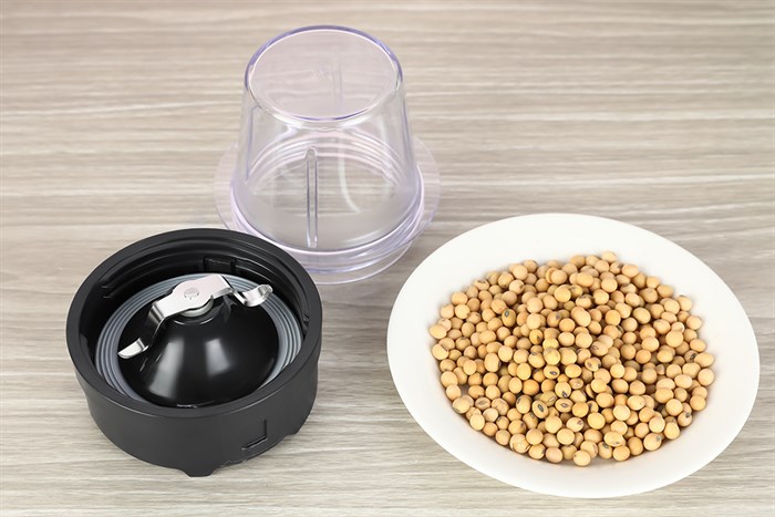 Máy xay sinh tố đa năng Electrolux E3TB1-310K Màu Đen