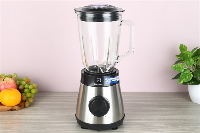 Máy xay sinh tố đa năng Electrolux E3TB1-710S Màu Đen - Xám