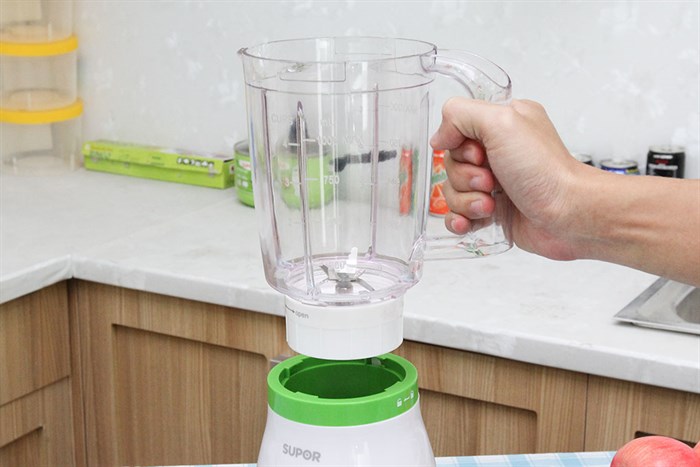 Máy xay sinh tố Supor SB30P Màu Trắng - Xanh