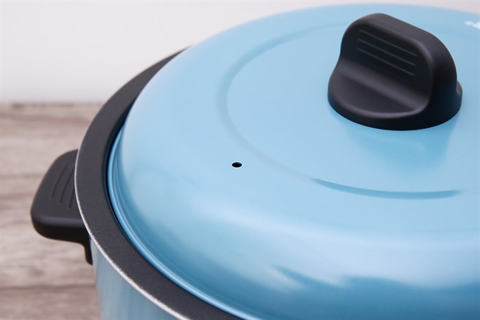 Nồi lẩu điện Sunhouse SHD4527 3.5 lít Màu Xanh ngọc