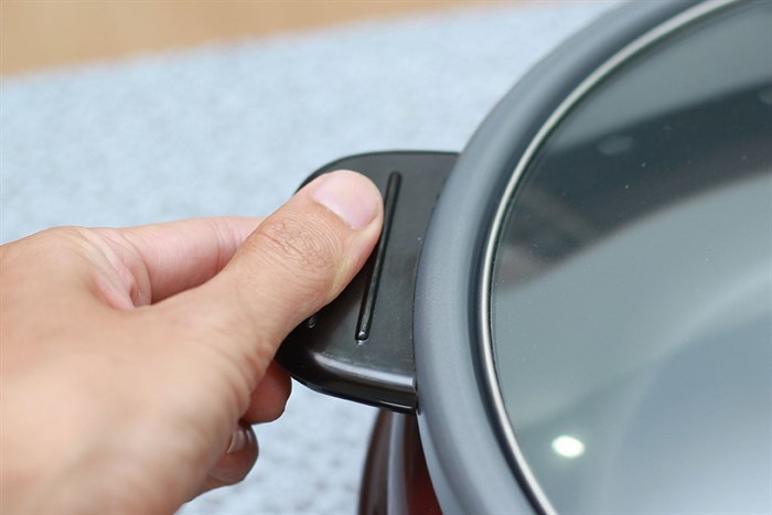 Nồi lẩu điện Sunhouse SH-535L Nâu 3.5 lít Màu Nâu