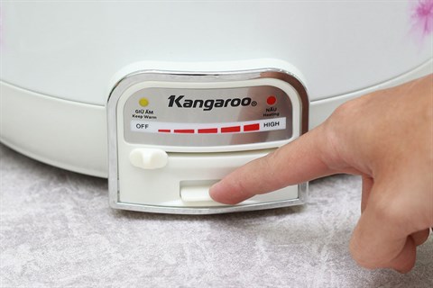 Nồi lẩu điện Kangaroo KG269 3.5 lít