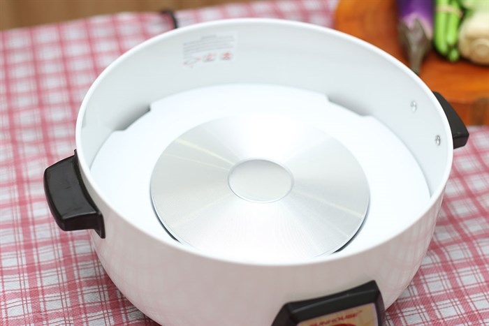 Nồi lẩu điện Sunhouse SHD 4521 3 lít Màu Trắng