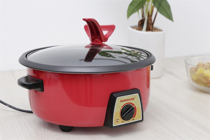 Nồi lẩu điện Sunhouse SHD 4520 3 lít Màu Đỏ
