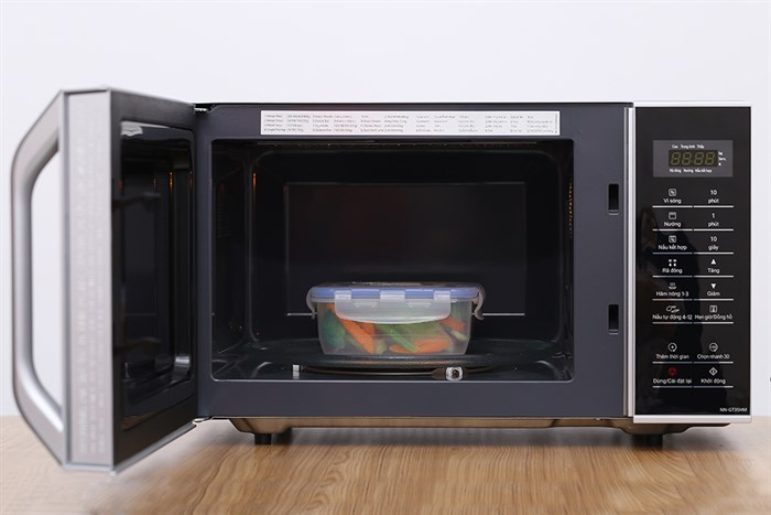 Lò vi sóng có nướng Panasonic NN-GT35HMYUE 23 lít Màu Đen - Xám