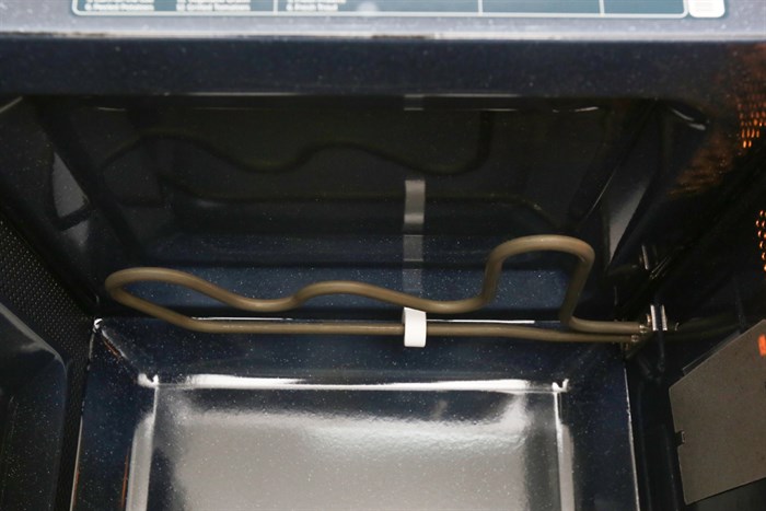 Lò vi sóng có nướng Samsung MG23J5133AM/SV-N 23 lít Màu Đen