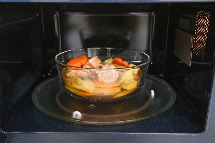 Lò vi sóng Samsung MS23K3513AS/SV-N 23 lít Màu Đen